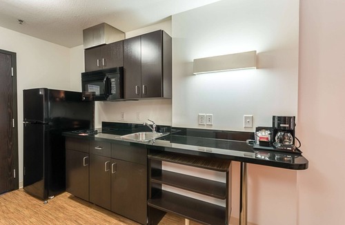 Moosomin Hotel | Motel 6 Moosomin, SK
