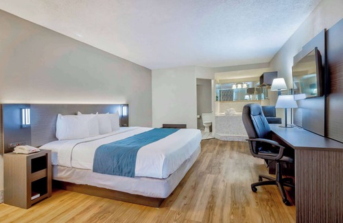 Star City Hotel | Motel 6 Morgantown, WV