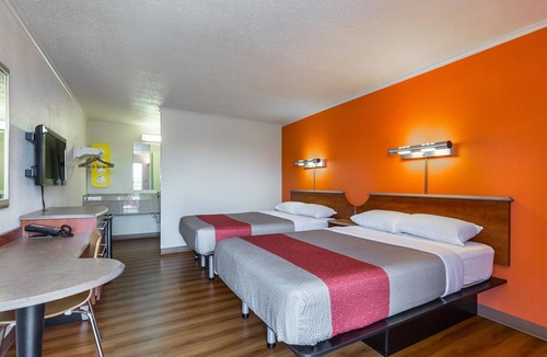 Mount Vernon Hotel | Motel 6 Mount Vernon, IL