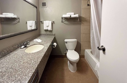 Nacogdoches Hotel | Motel 6 Nacogdoches, TX-SFA University