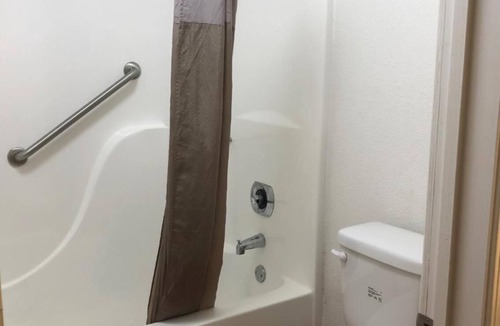 Nashville Hotel | Motel 6 Nashville, TN - Airport