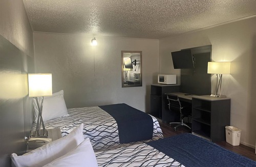 New Boston Hotel | Motel 6 New Boston, TX