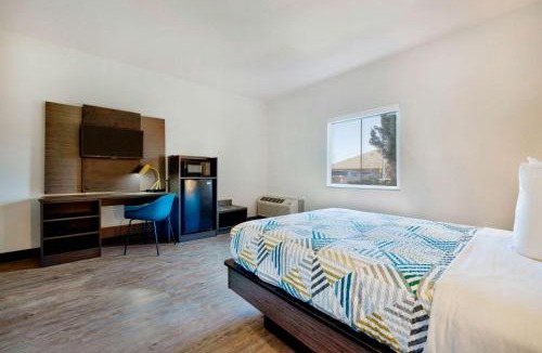 Norman Hotel | Motel 6-Norman, OK