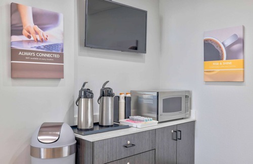 Norman Hotel | Motel 6 Norman, OK