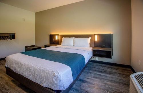 North Platte Hotel | Motel 6 North Platte, NE - East