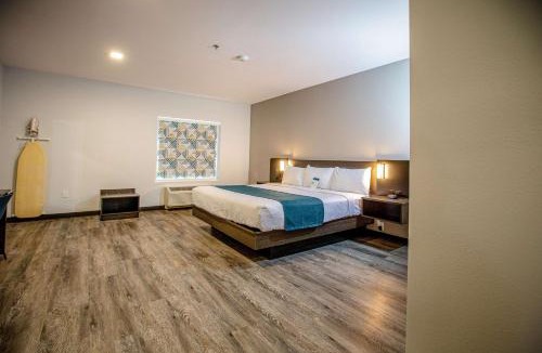 North Platte Hotel | Motel 6 North Platte, NE - East
