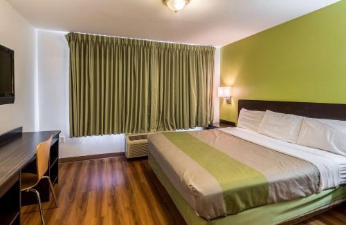 North Richland Hills Hotel | Motel 6-North Richland Hills, TX - Rufe Snow