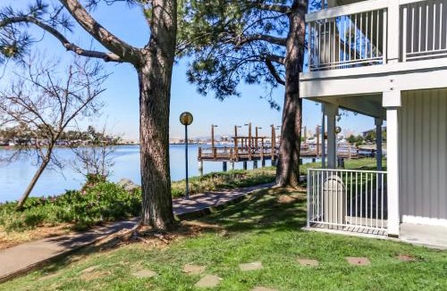 East Peralta Hotel | Motel 6-Oakland, CA - Embarcadero