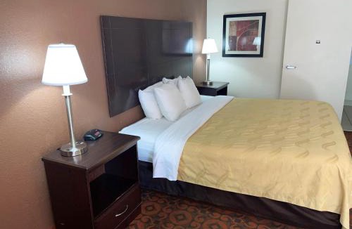 Central Oklahoma City Hotel | Motel 6 Oklahoma City OK Fairgrounds West
