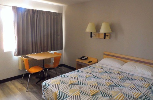 Ontario Hotel | Motel 6 Ontario, OR