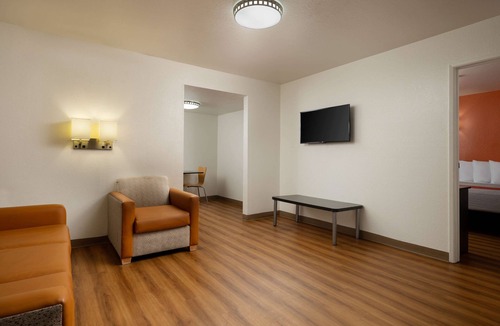 Pismo Beach Hotel | Motel 6 Pismo Beach, CA