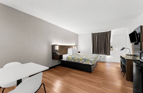 Port Lavaca Hotel | Motel 6 Port Lavaca, TX