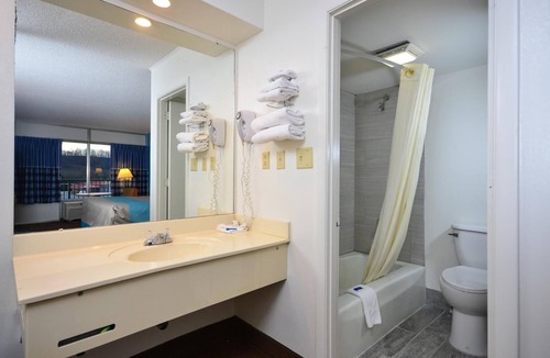 Pulaski Hotel | Motel 6 Pulaski, TN