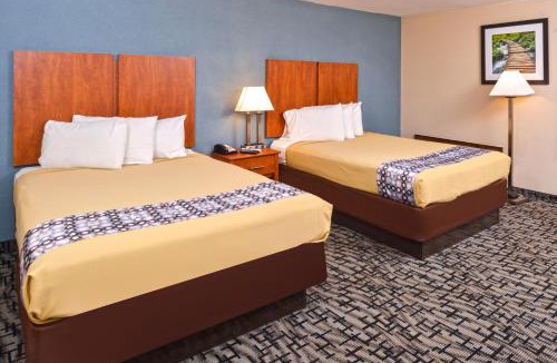 Putnam Hotel | Motel 6 Putnam CT