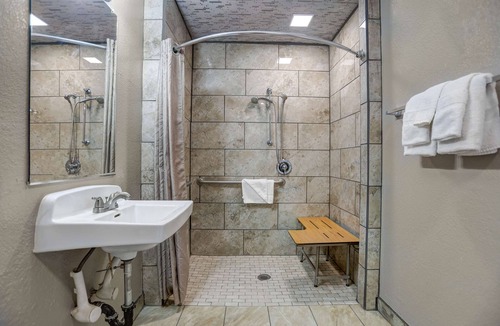 Red Bluff Hotel | Motel 6 Red Bluff, CA