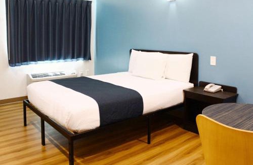 Rexburg Hotel | Motel 6 Rexburg, ID