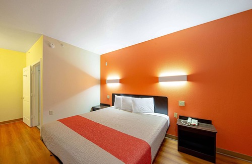 Rhome Hotel | Motel 6 Rhome, TX