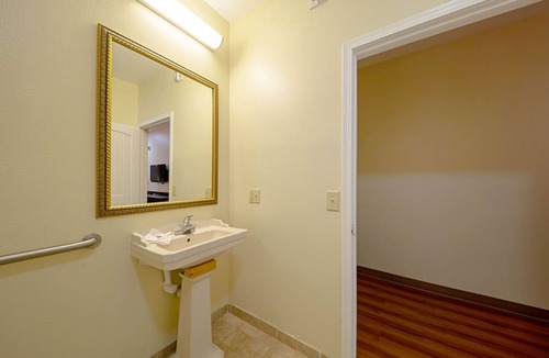 Rhome Hotel | Motel 6 Rhome, TX