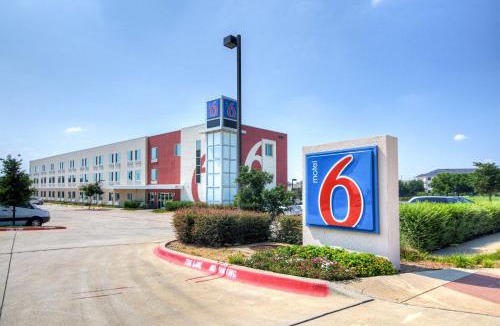 Roanoke Hotel | Motel 6-Roanoke, TX - Northlake - Speedway