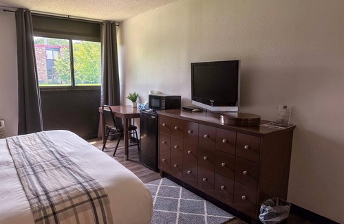 Rochester Hotel | Motel 6 Rochester, NY - Airport