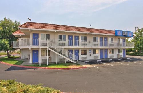 Sacramento Hotel | Motel 6-Sacramento, CA - North