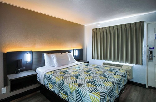 Sacramento Hotel | Motel 6 Sacramento, CA - North