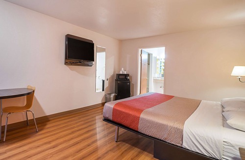 Safford Hotel | Motel 6 Safford, AZ