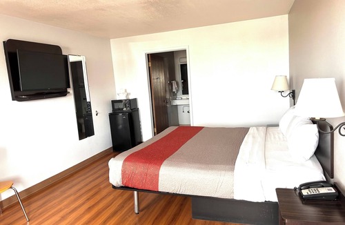 Safford Hotel | Motel 6 Safford, AZ