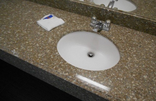 San Antonio Hotel | Motel 6 San Antonio, TX - South IH-10 East
