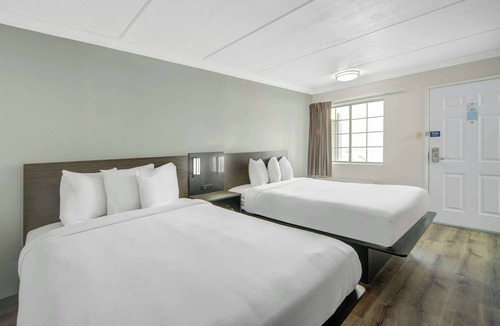 North San Antonio - SAT Hotel | Motel 6 San Antonio, TX – I-35 North Corridor
