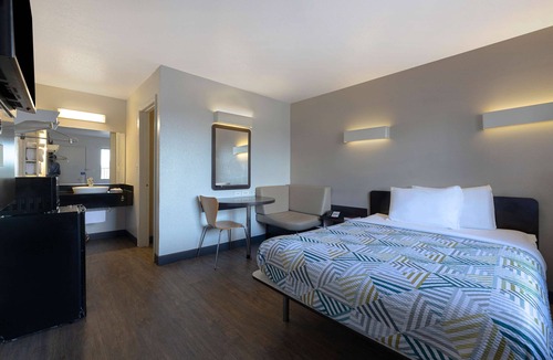 West San Antonio Hotel | Motel 6 San Antonio, TX - West SeaWorld