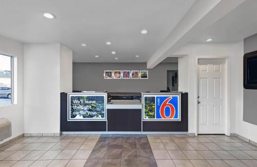 East San Jose Hotel | Motel 6 San Jose CA South