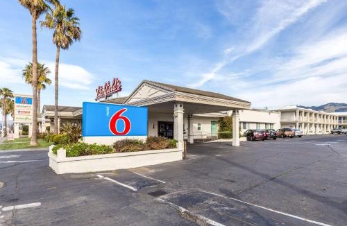 San Rafael Hotel | Motel 6 San Rafael