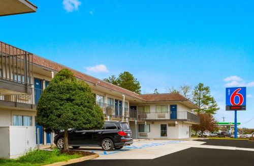 Sandston Hotel | Motel 6-Sandston, VA - Richmond, Va