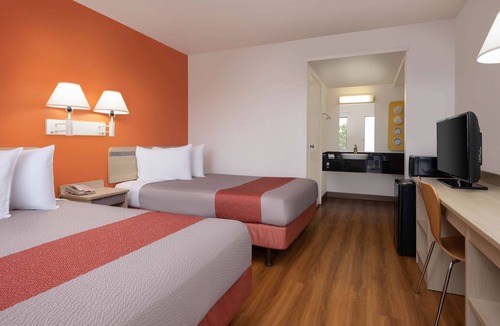 Santa Maria Hotel | Motel 6 Santa Maria, CA - North