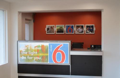 Schenectady Hotel | Motel 6-Schenectady, NY