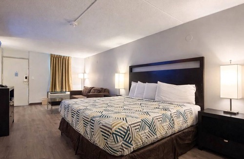 Sherman Hotel | Motel 6 Sherman, TX