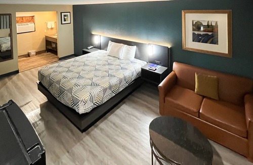 Ira Hotel | Motel 6 Snyder, TX