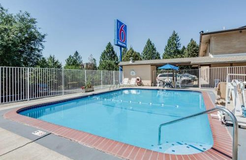 West Spokane Hotel | Motel 6-Spokane, WA - West