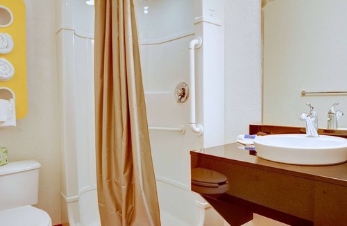 Springfield Hotel | Motel 6 Springfield, OR - Eugene North