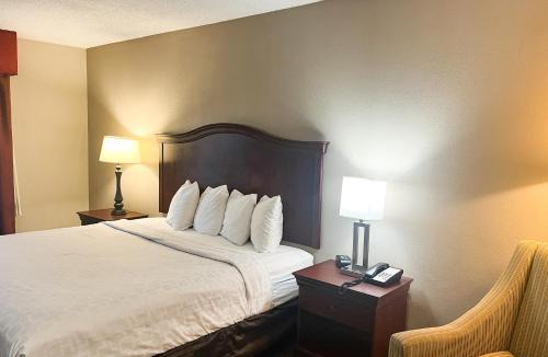 Aquia Harbour Hotel | Motel 6 Stafford VA Quantico