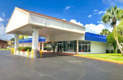 Starke Hotel | Motel 6-Starke, FL