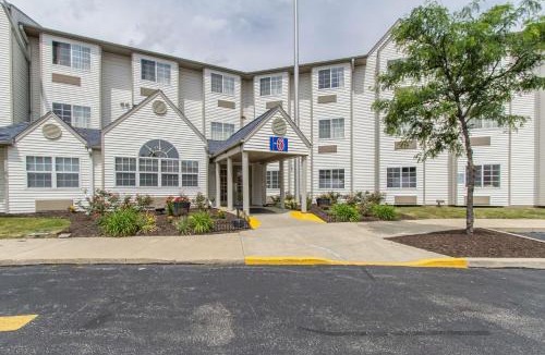 Streetsboro Hotel | Motel 6-Streetsboro, OH