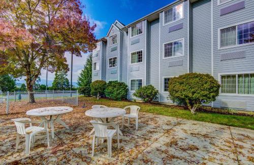 Sutherlin Hotel | Motel 6-Sutherlin, OR