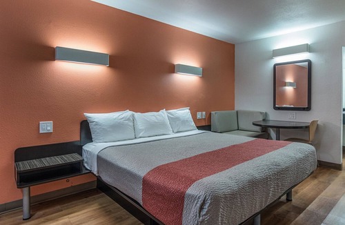 Texarkana Hotel | Motel 6 Texarkana, AR