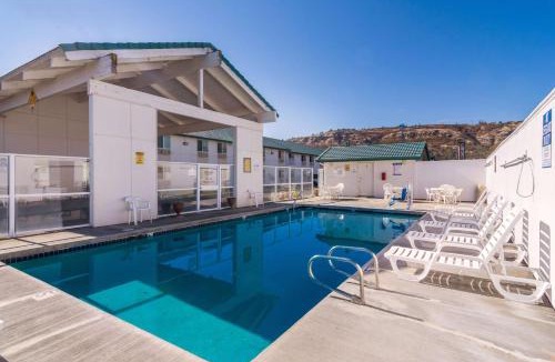 The Dalles Hotel | Motel 6-The Dalles, OR