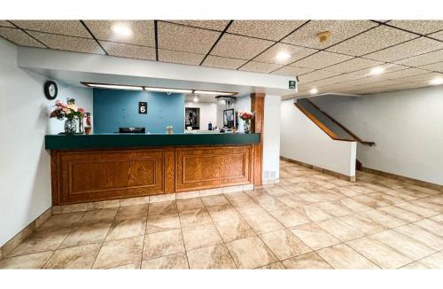 Tiffin Hotel | Motel 6 - Tiffin, OH