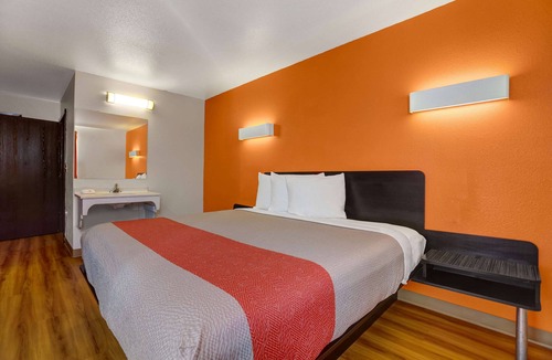Truth or Consequences Hotel | Motel 6 Truth Or Consequences, NM