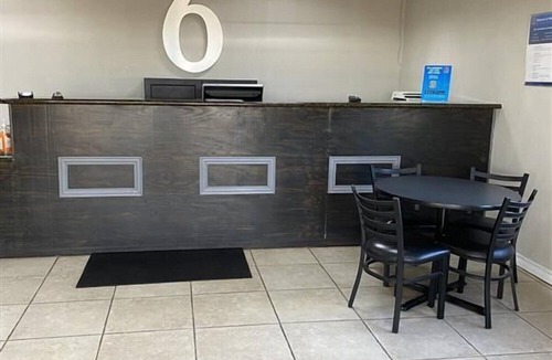 Tulia Hotel | Motel 6 Tulia, TX