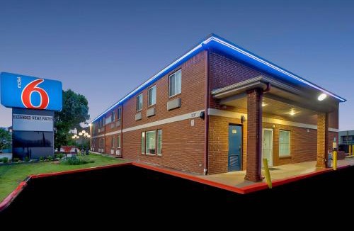 Tulsa Hotel | Motel 6 Tulsa, Ok - Central